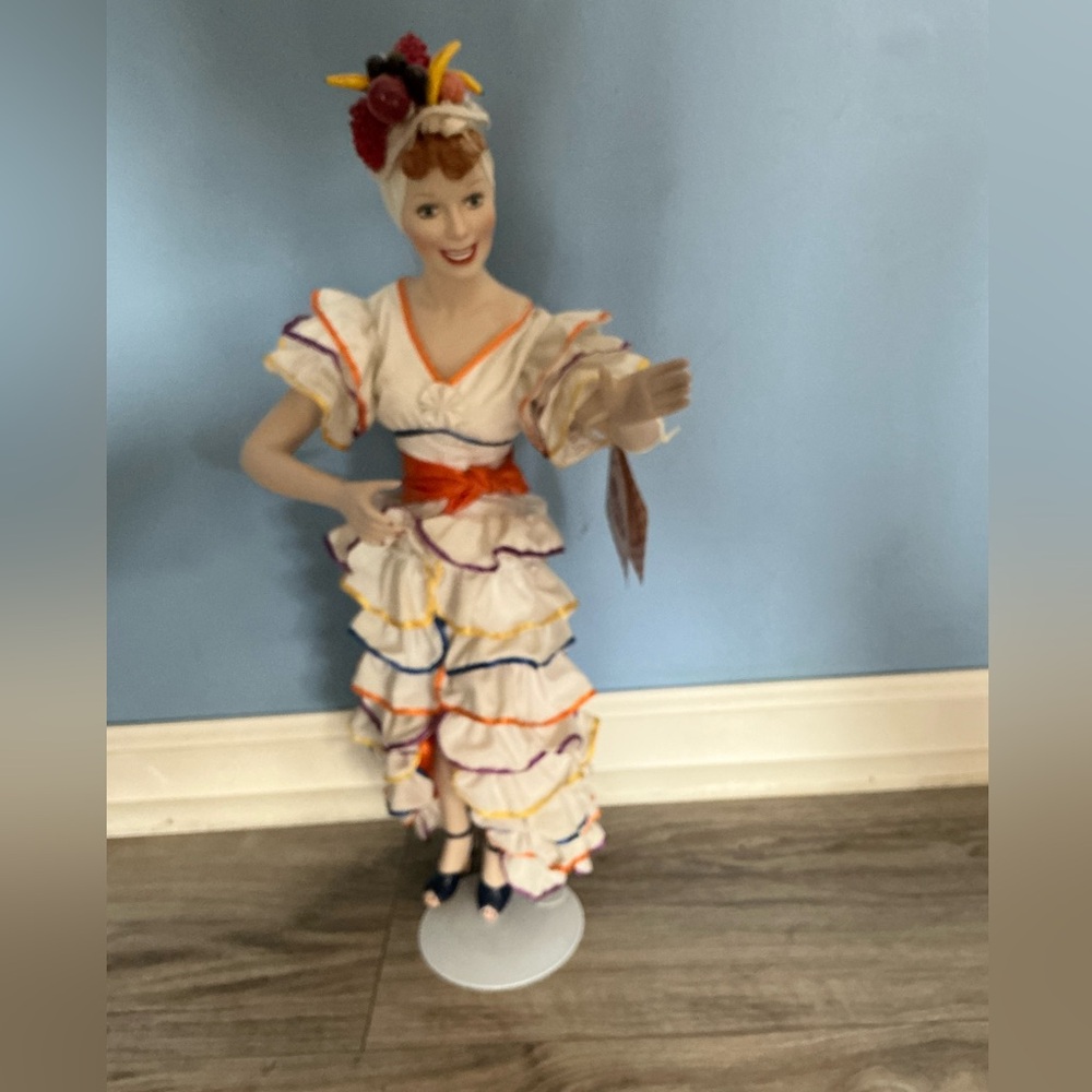 1996 Hamilton Collection I Love Lucy Porcelain Doll Carmen Miranda